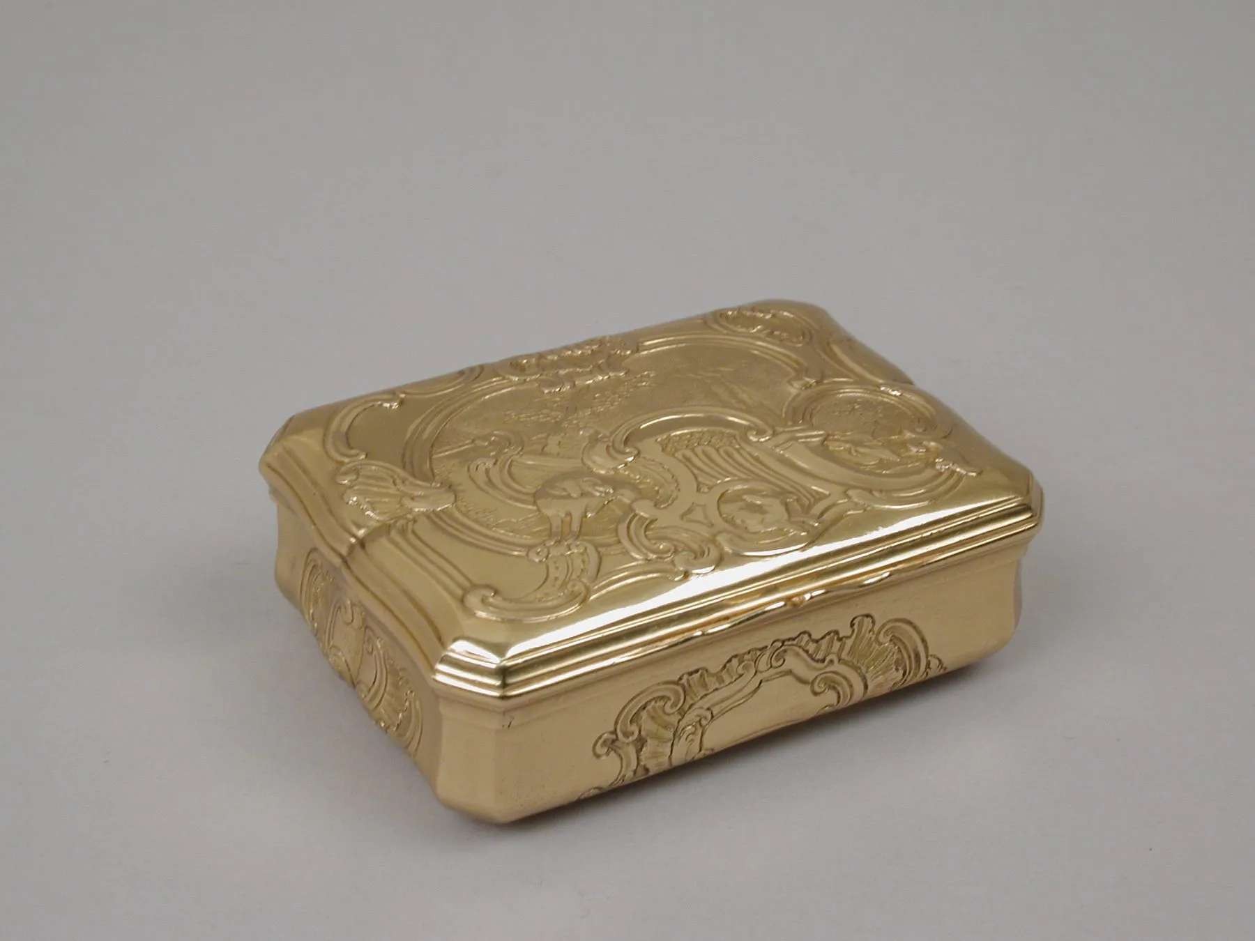 Silver box, English, 1736